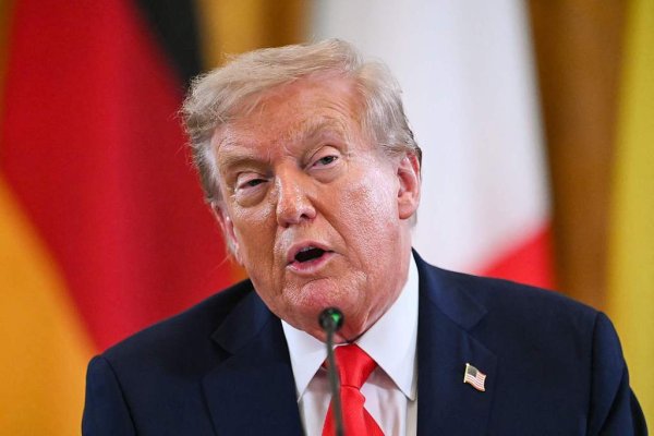 易投投 考虑调用正规军、延长国家紧急状态 特朗普就华盛顿问题最新表态→
